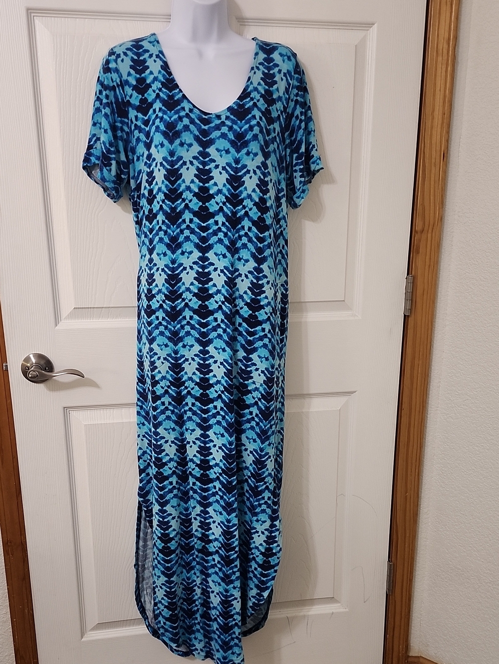 Blue Ombre Tie-Dye Like Maxi Dress With Pockets